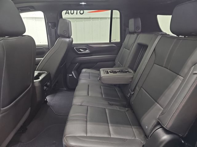 Used 2024 Chevrolet Suburban RST w/ Luxury Package AWD/4WD image 35