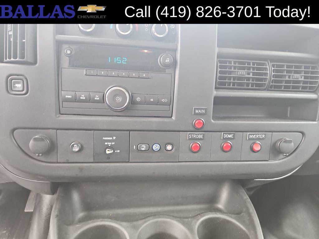Used 2014 Chevrolet Express 2500 RWD image 14