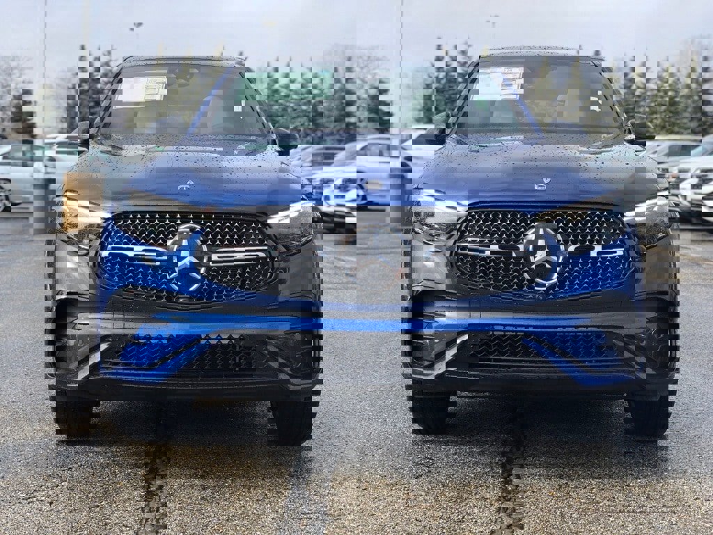 New 2026 Mercedes-Benz GLC 300 4MATIC image 2