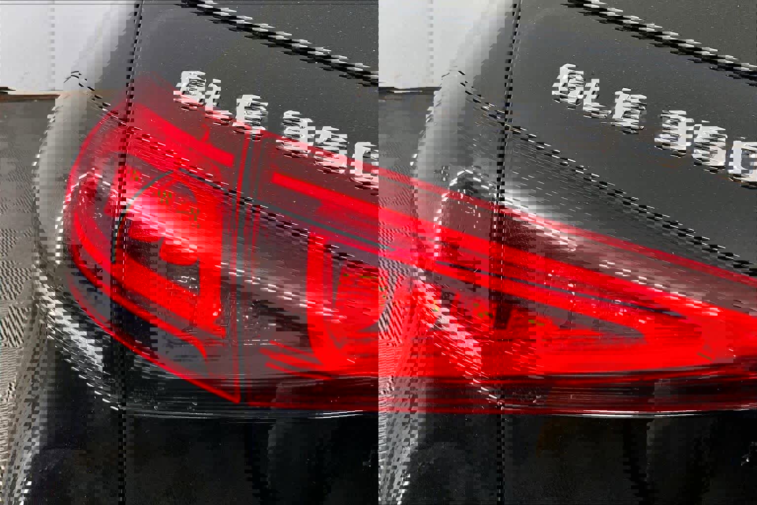 Used 2023 Mercedes-Benz GLE 350 4MATIC image 27