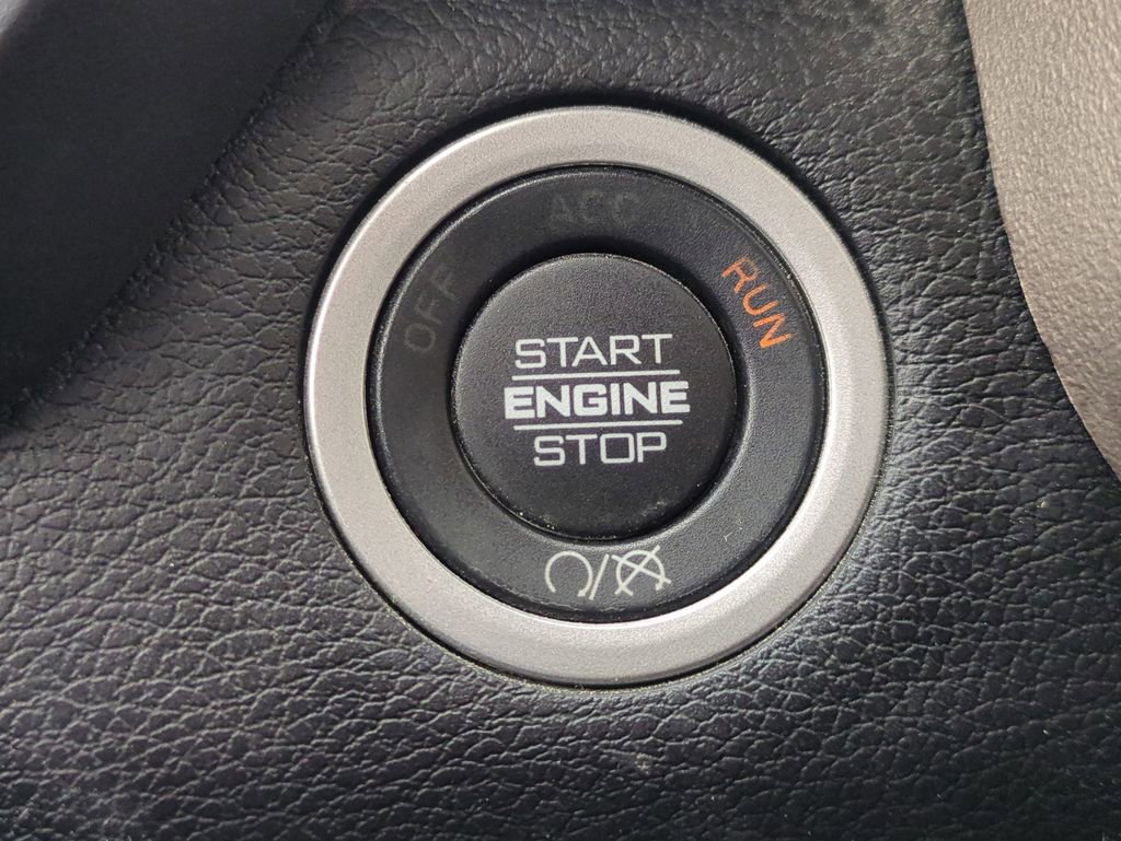 Used 2024 RAM 2500 Laramie w/ Safety Group AWD/4WD image 30