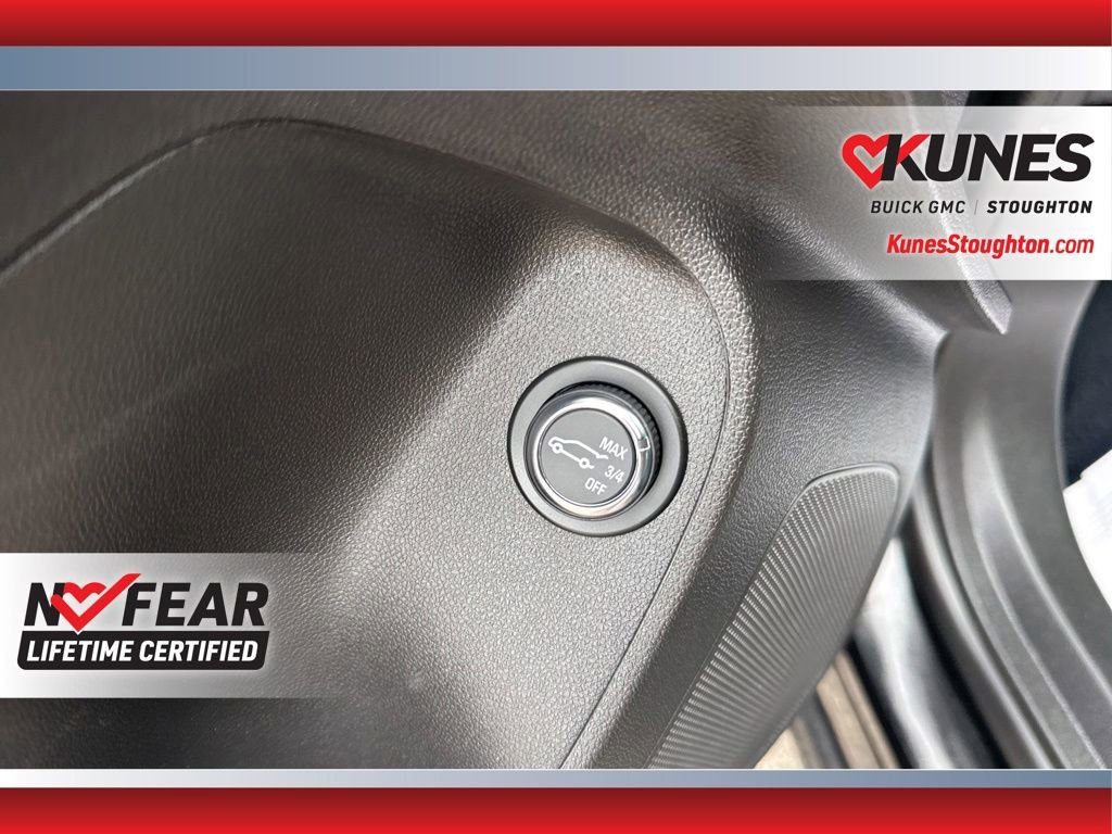 Used 2025 Buick Envista Sport Touring w/ Convenience I Package FWD image 24
