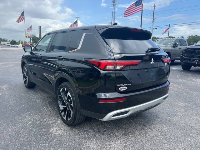 Used 2024 Mitsubishi Outlander SE Black Edition AWD/4WD image 21