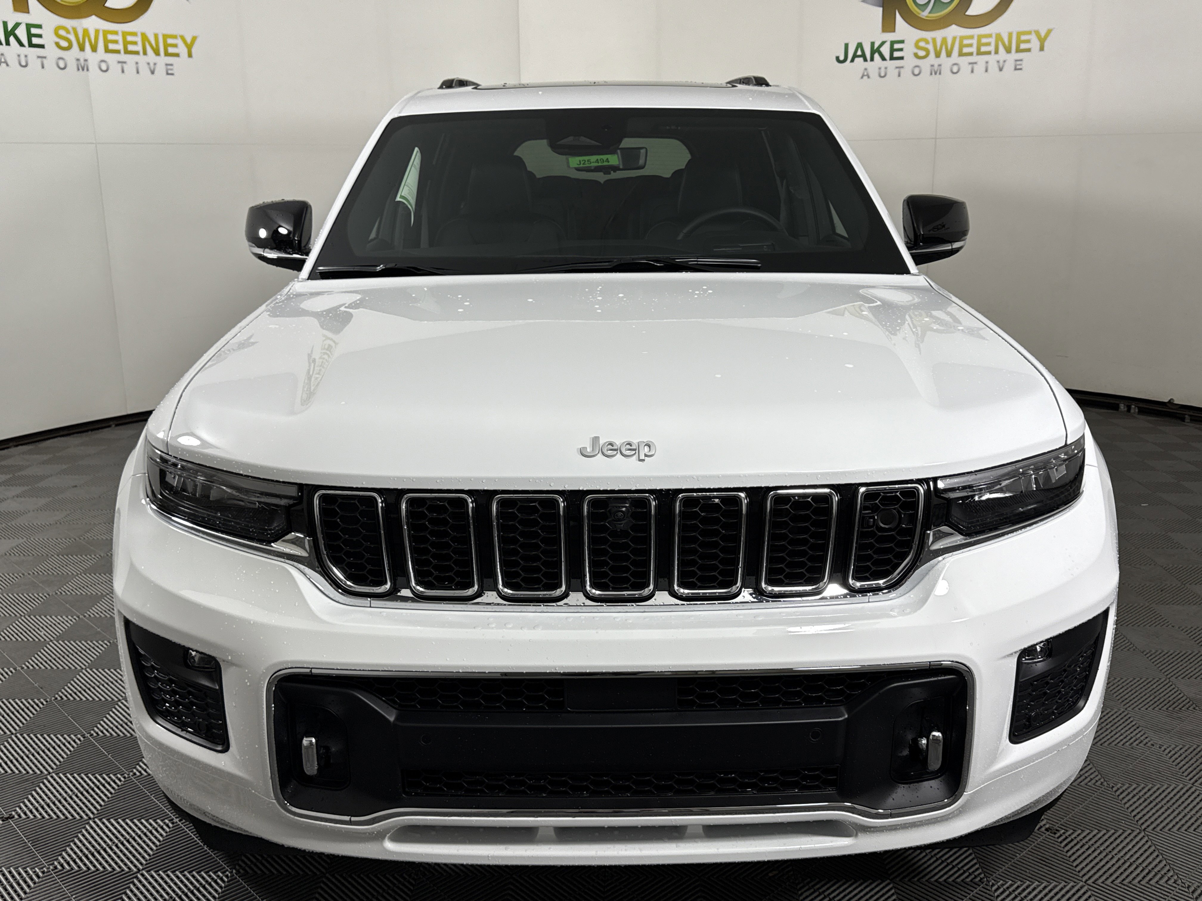 New 2025 Jeep Grand Cherokee L Overland w/ Advanced Protech Group III AWD/4WD image 3