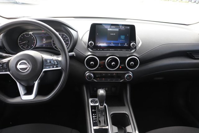 Used 2025 Nissan Sentra SV image 13