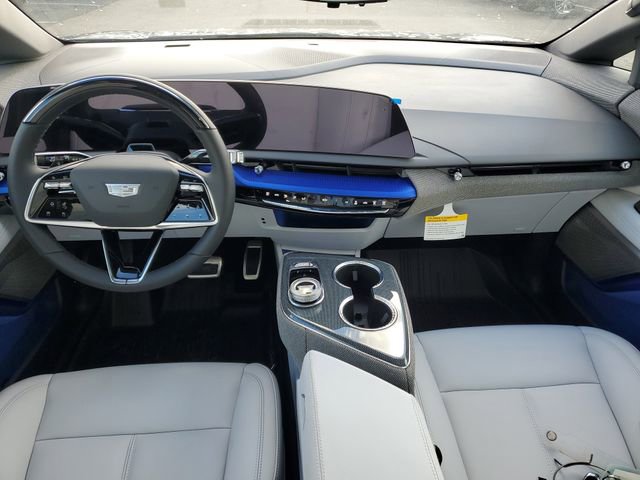 New 2026 Cadillac Optiq Luxury 1 w/ LPO, Floor Liner Package AWD/4WD image 9