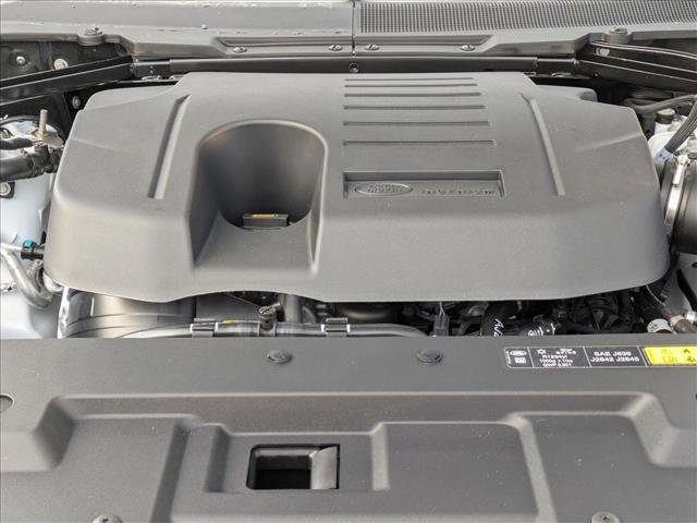 New 2026 Land Rover Defender 110 X-Dynamic SE image 19