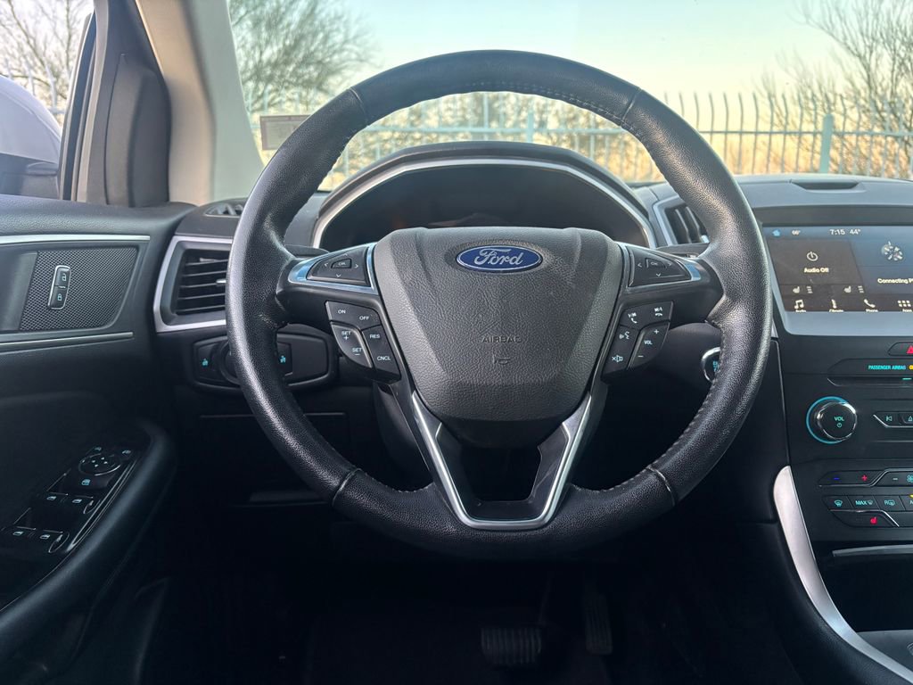Used 2018 Ford Edge SEL w/ Equipment Group 201A image 6