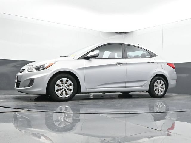 Used 2016 Hyundai Accent SE FWD image 40