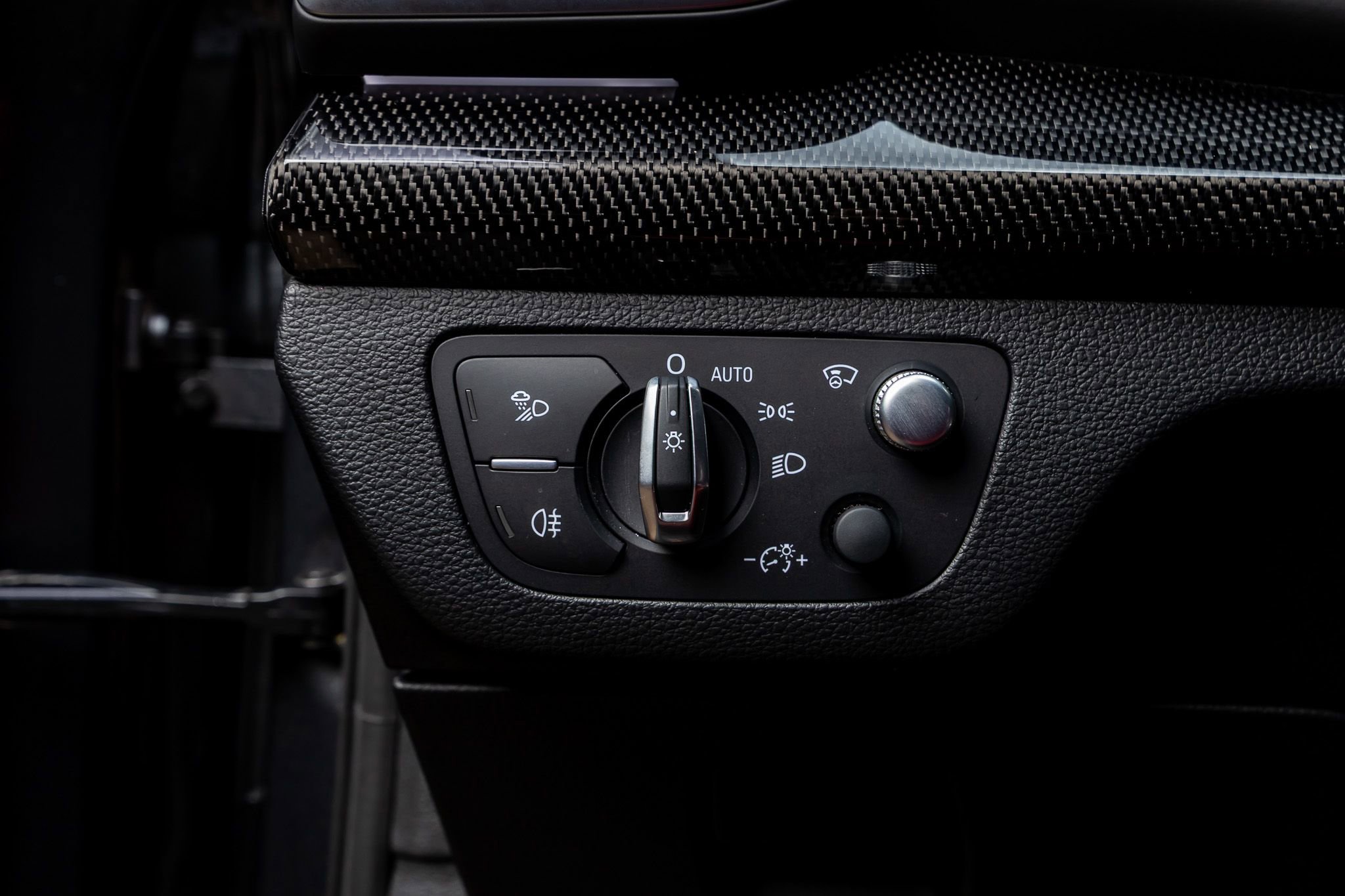 Used 2024 Audi SQ5 Prestige image 17