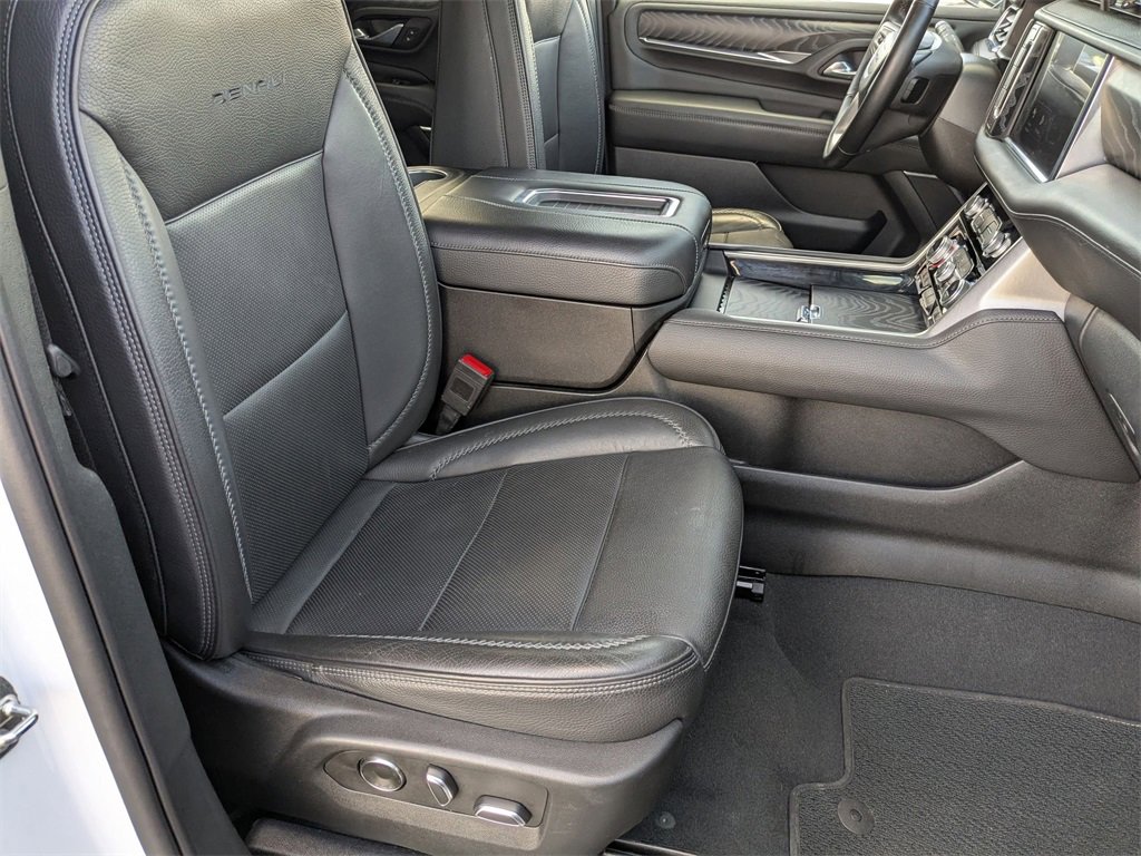 Used 2023 GMC Yukon Denali image 37
