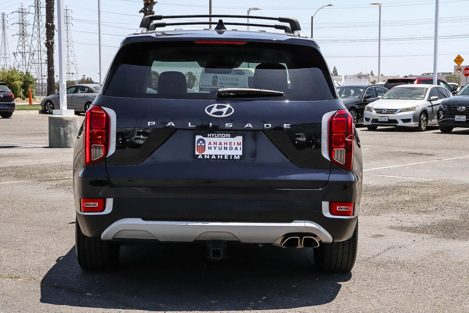 Used 2022 Hyundai Palisade SEL w/ Premium Package FWD image 8