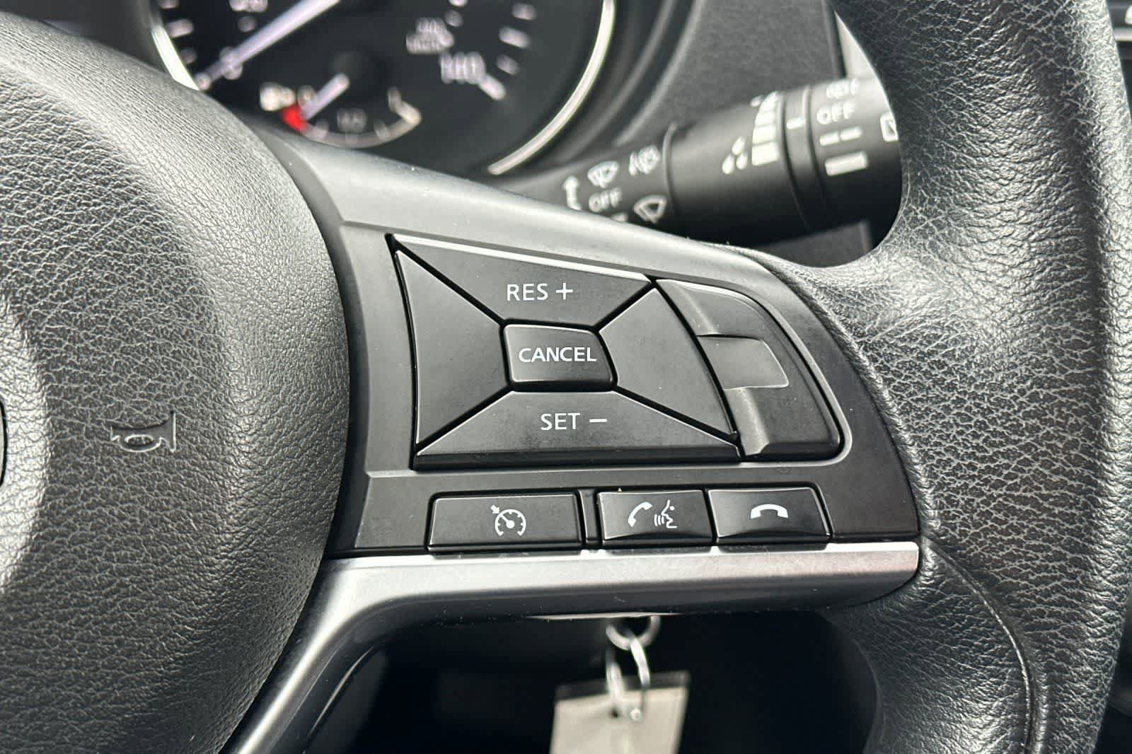 Used 2017 Nissan Rogue S FWD image 27