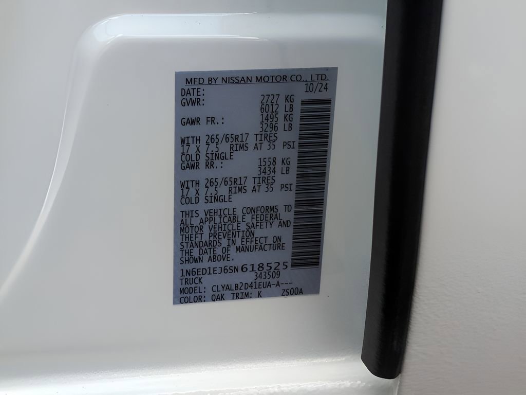 Used 2025 Nissan Frontier SV RWD image 27