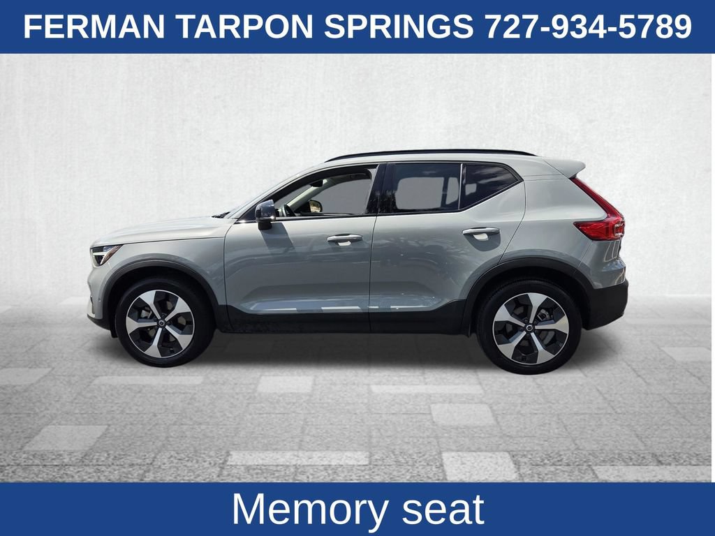 Certified 2026 Volvo XC40 B5 Plus AWD/4WD image 7