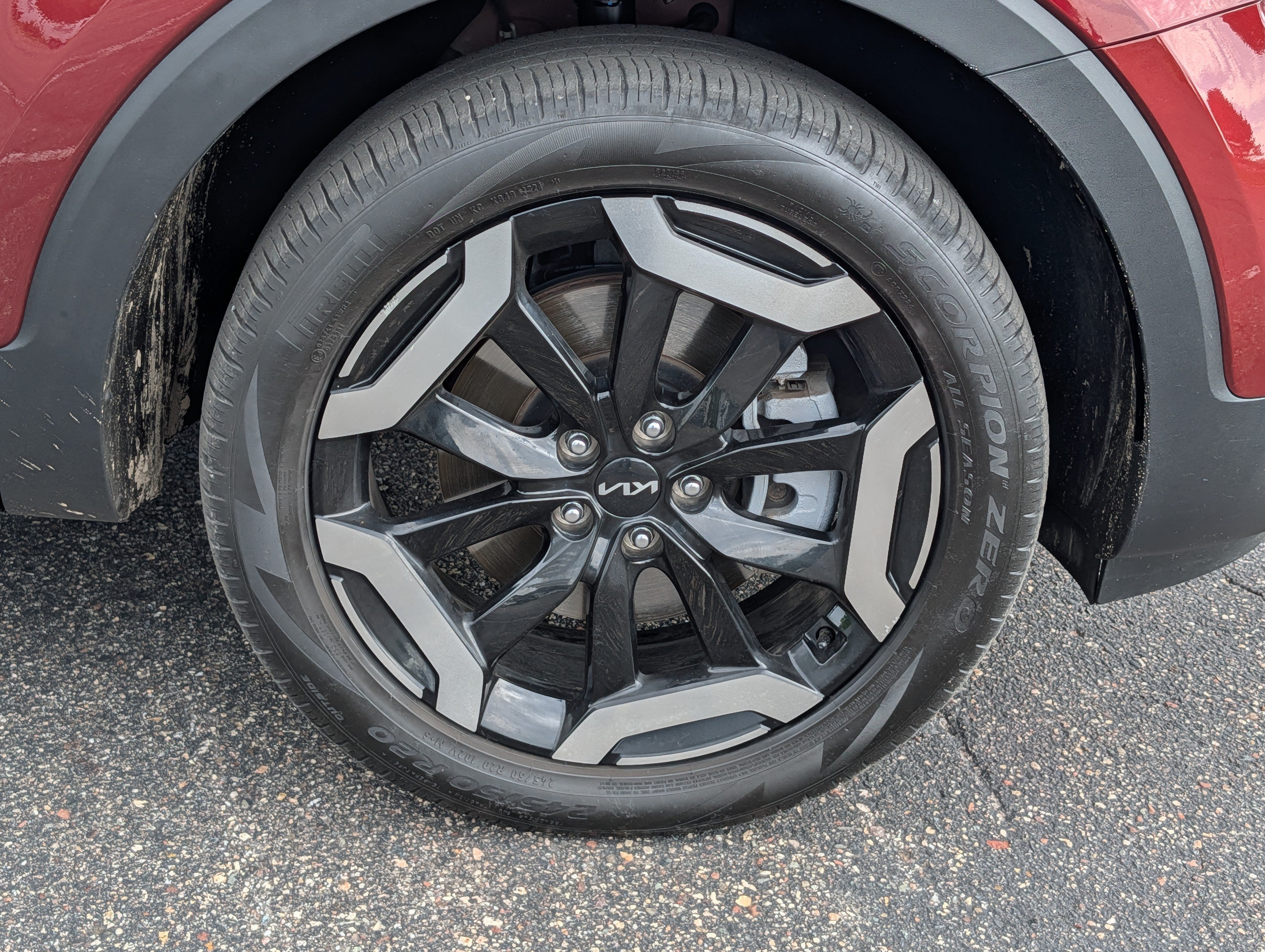 Certified 2024 Kia Telluride S w/ S Sunroof Package AWD/4WD image 15