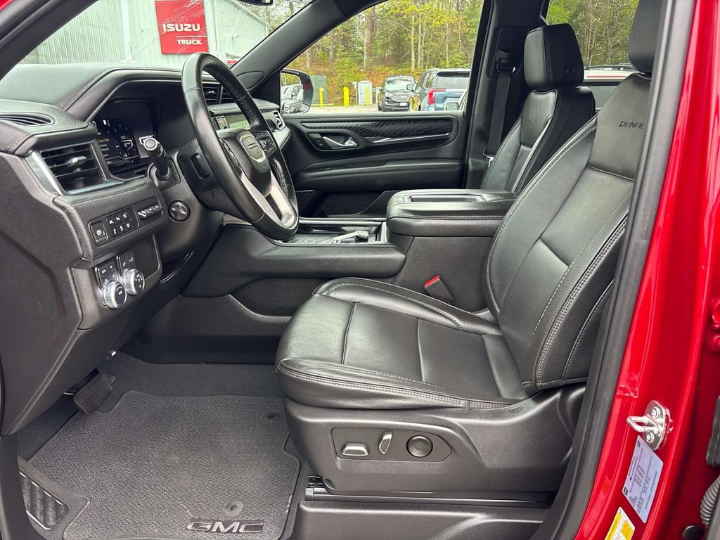 Used 2023 GMC Yukon XL Denali AWD/4WD image 13