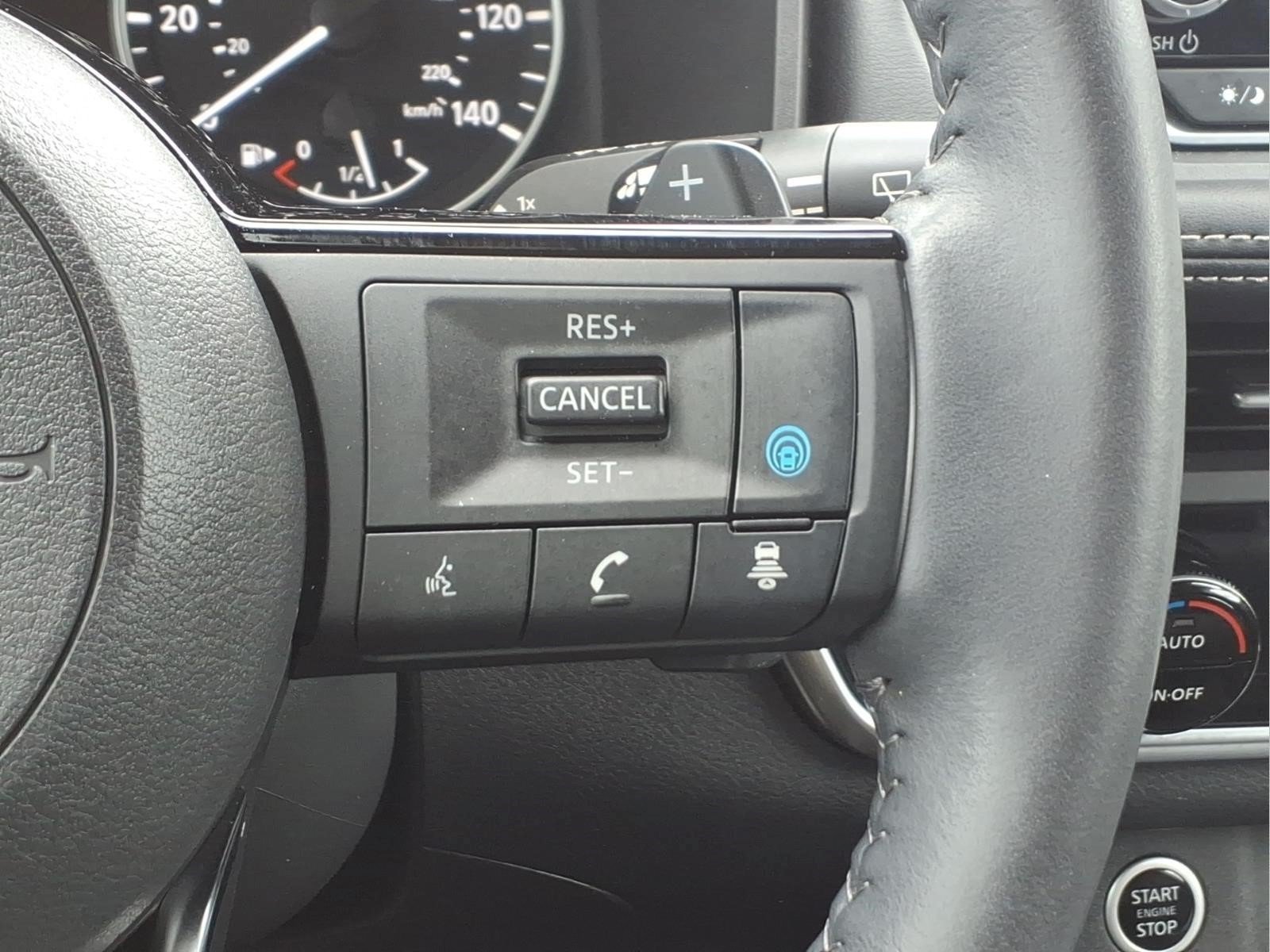 Certified 2023 Nissan Rogue SV w/ SV Premium B Package AWD/4WD image 18