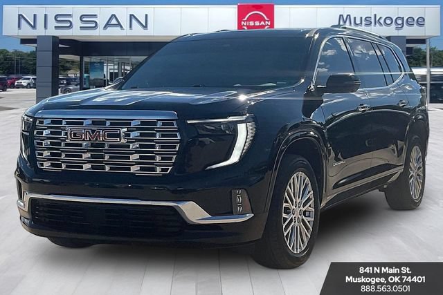 Used 2025 GMC Acadia Denali w/ LPO, Floor Liner Package AWD/4WD image 3