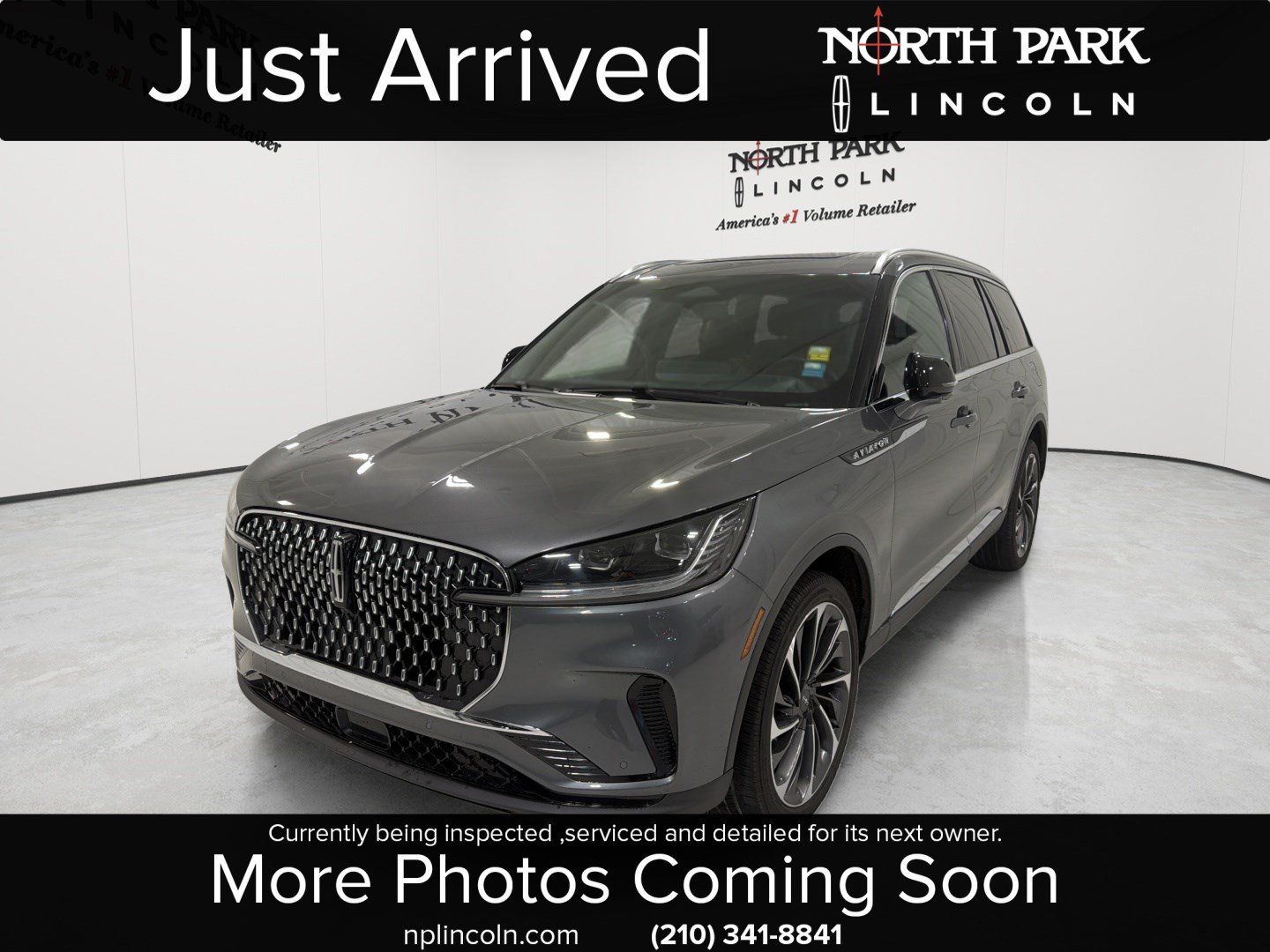 Used 2025 Lincoln Aviator Reserve w/ Equipment Group 201A AWD/4WD image 1