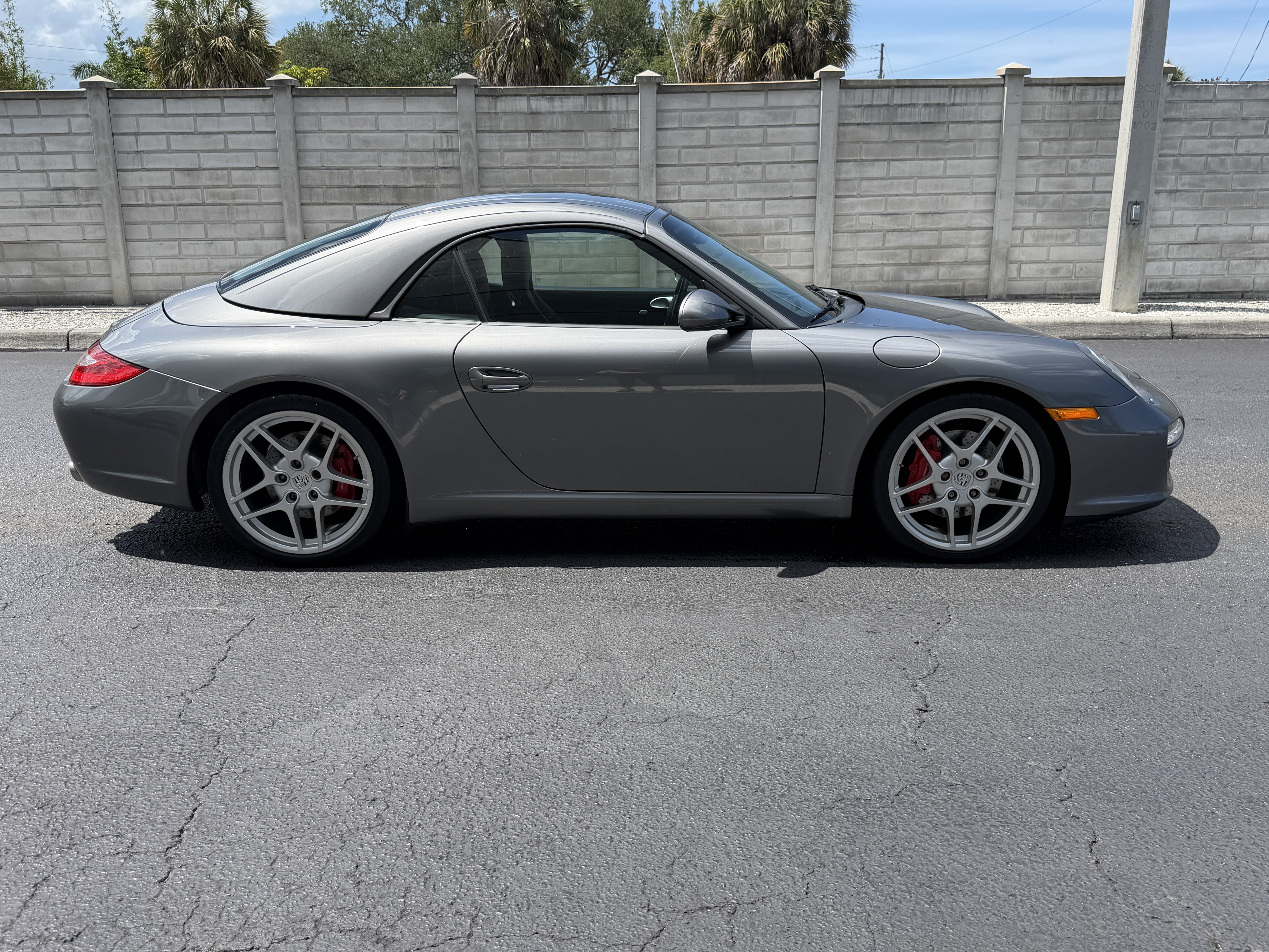 Used 2009 Porsche 911 Carrera S RWD image 7