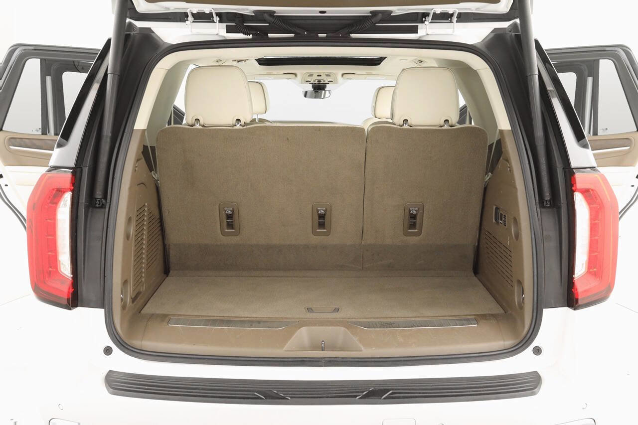 Used 2021 GMC Yukon Denali w/ Denali Premium Package image 22