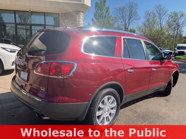 Used 2011 Buick Enclave CXL image 3