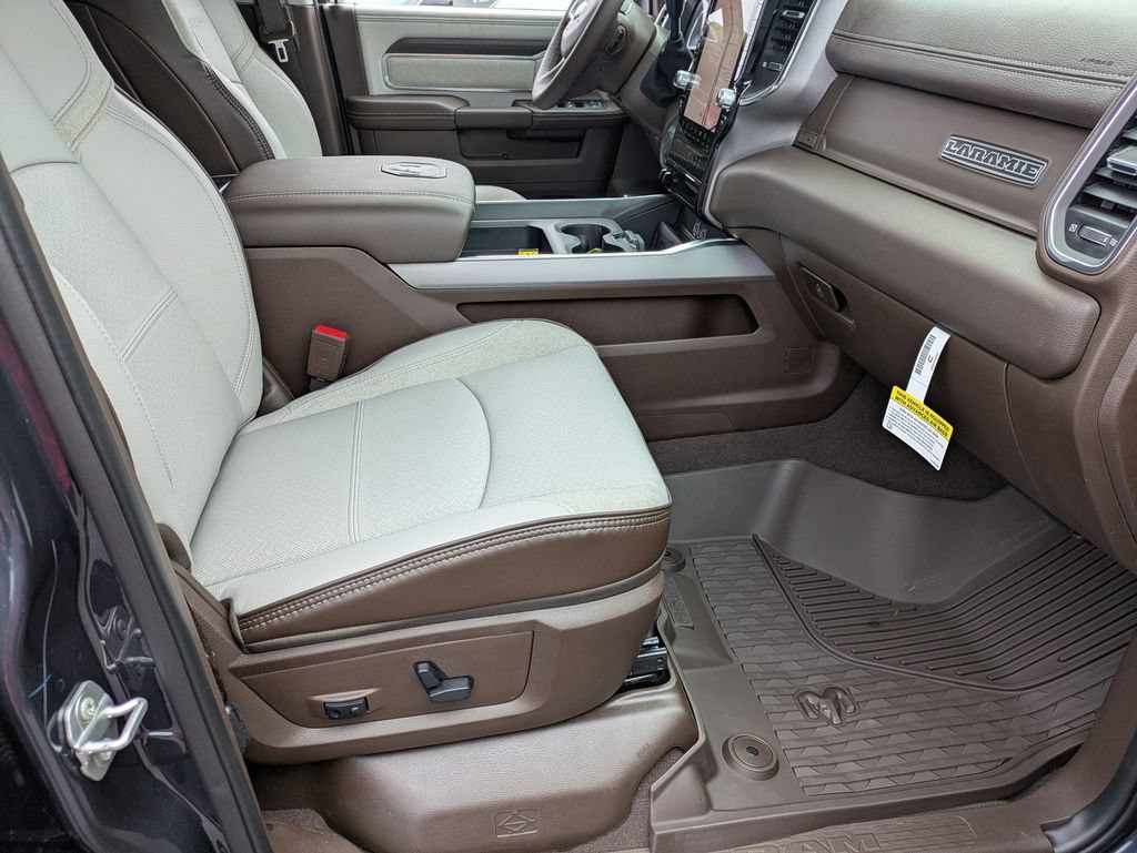 New 2026 RAM 2500 Laramie AWD/4WD image 35