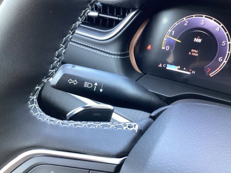 New 2025 Jeep Grand Cherokee L Laredo w/ Luxury Tech Group I image 33