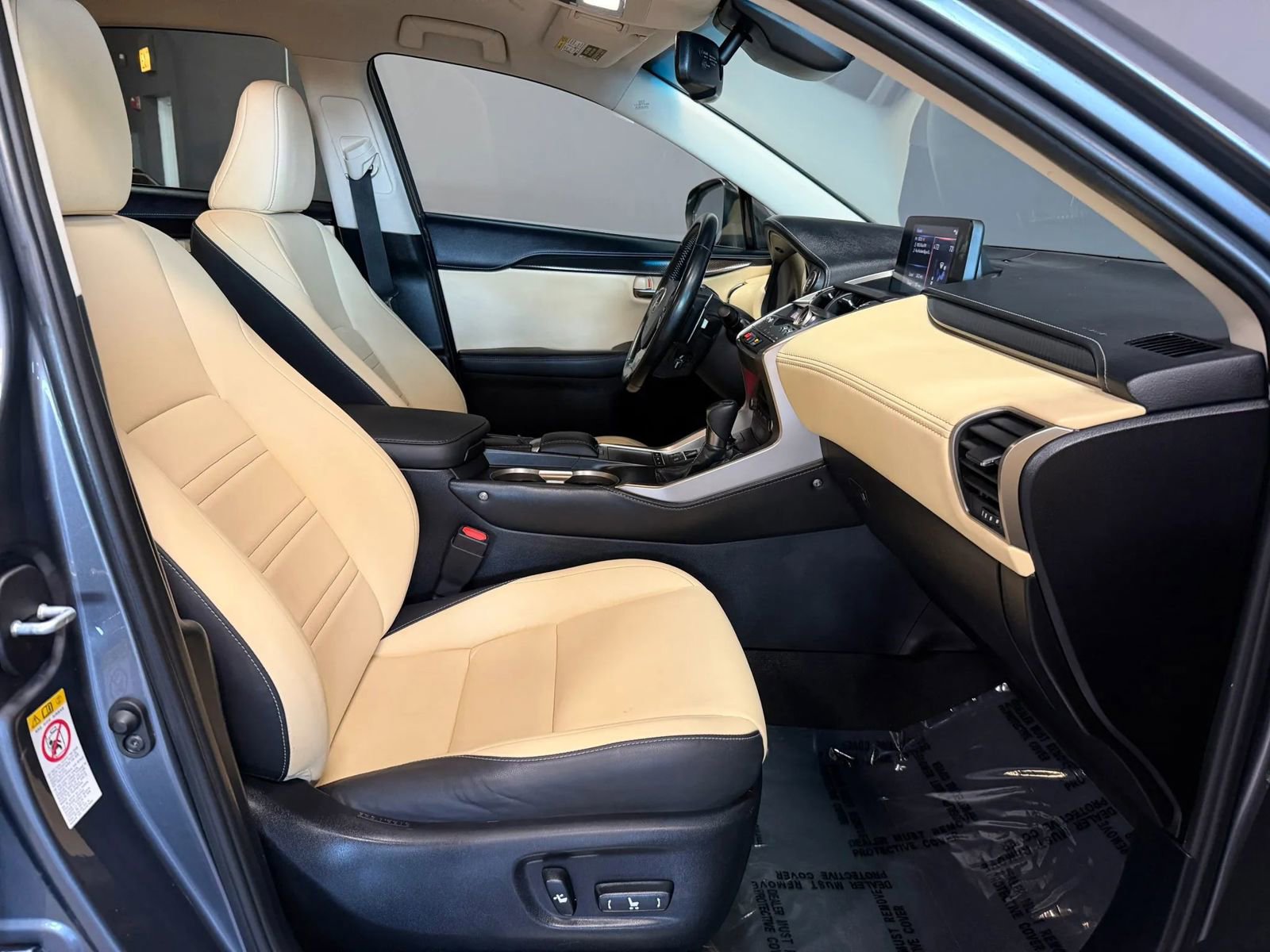 Used 2018 Lexus NX 300 FWD w/ Accessory Package 2 image 21