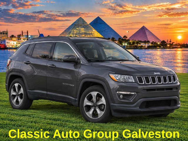 Used 2018 Jeep Compass Latitude w/ Cold Weather Group FWD image 1