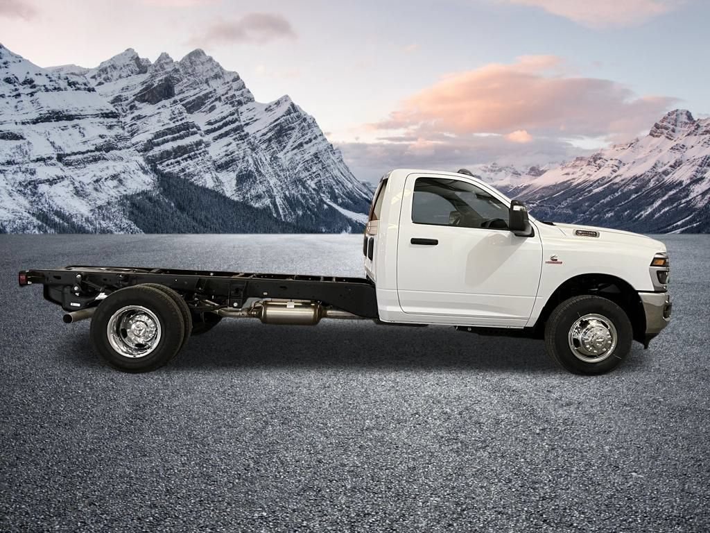 New 2026 RAM 3500 Tradesman w/ Chrome Appearance Group A AWD/4WD image 5