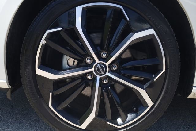 Used 2025 Nissan Altima 2.5 SR FWD image 7