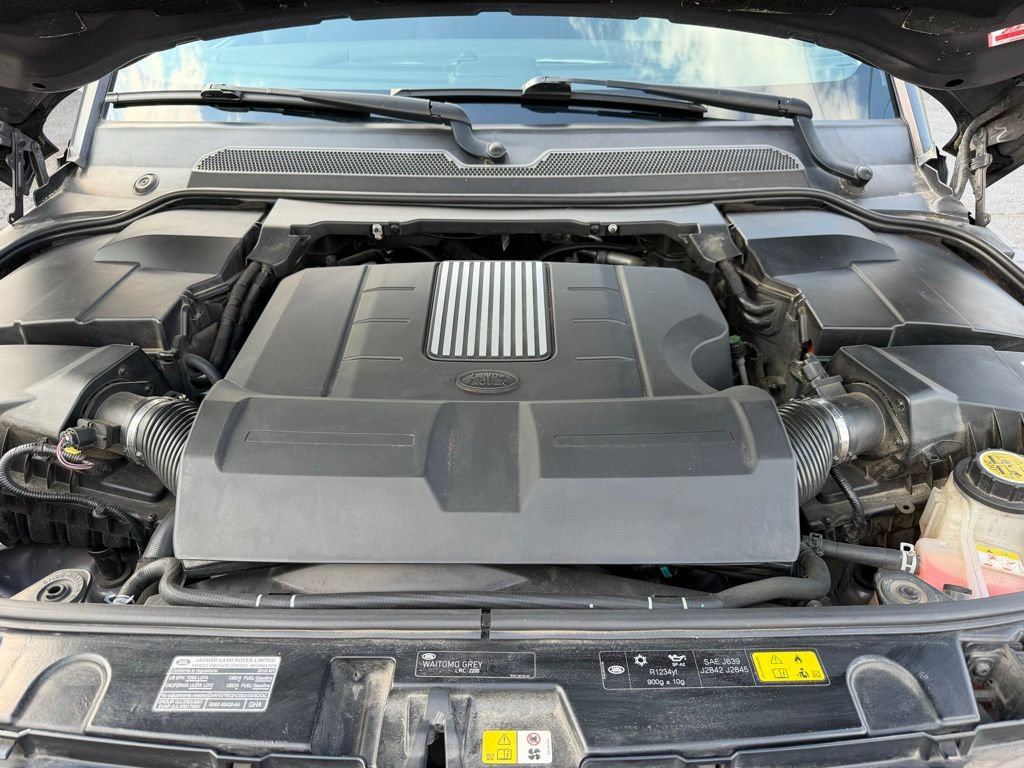 Used 2016 Land Rover LR4 HSE LUX AWD/4WD image 13