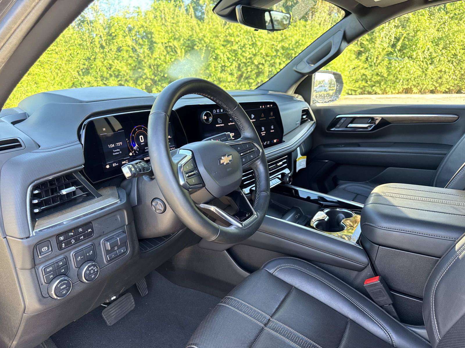 Used 2025 Chevrolet Tahoe High Country AWD/4WD image 22