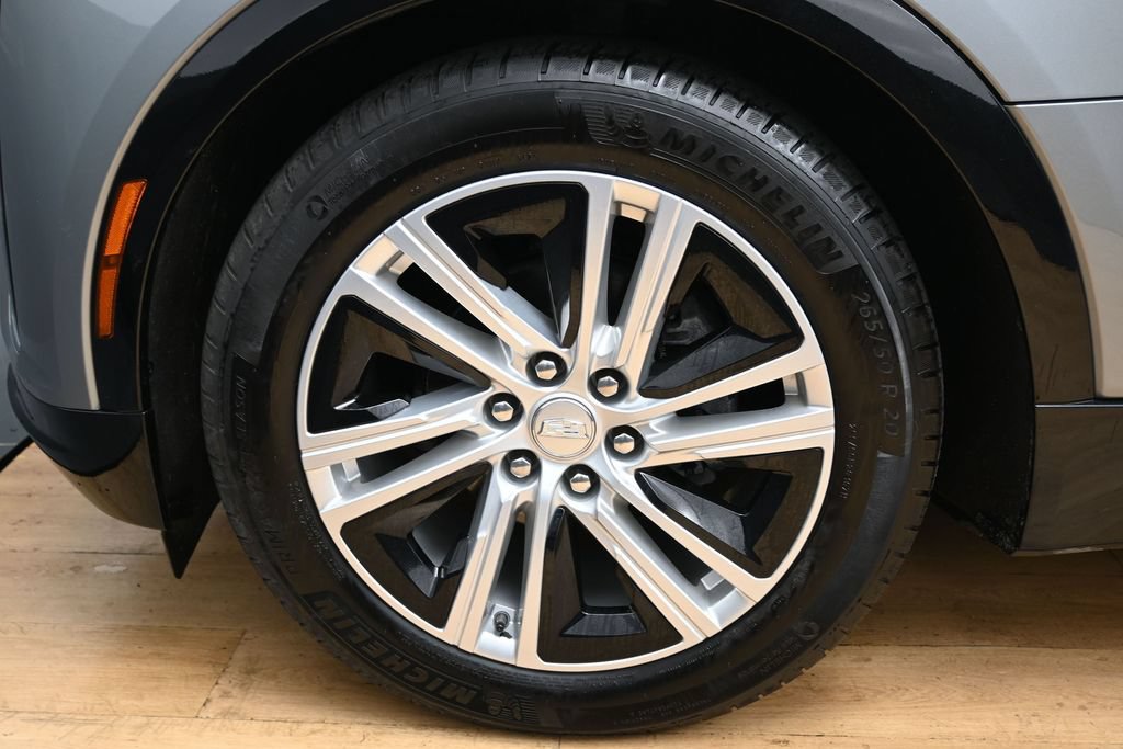 Used 2024 Cadillac Lyriq Tech RWD image 11