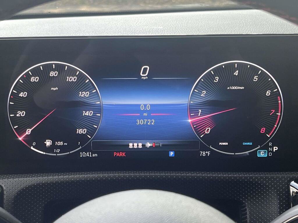 Used 2024 Mercedes-Benz CLA 250 4MATIC image 3