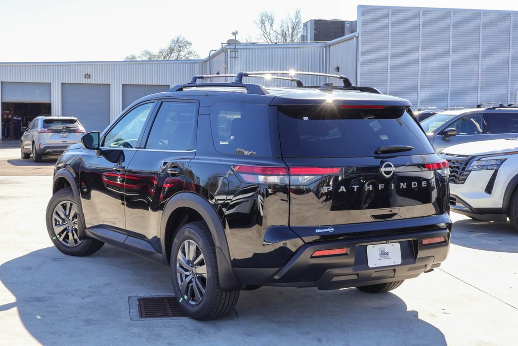 New 2026 Nissan Pathfinder SV image 2