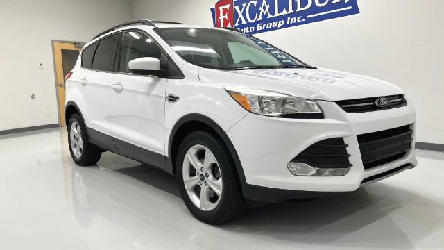 Used 2016 Ford Escape SE w/ Equipment Group 201A AWD/4WD image 3