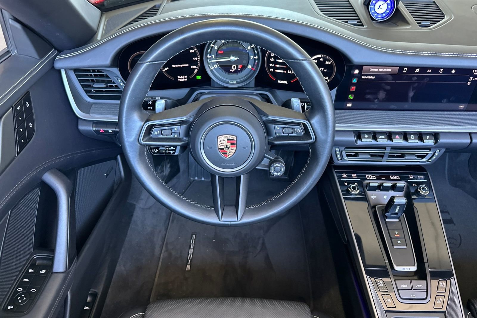 Certified 2024 Porsche 911 Carrera 4S AWD/4WD image 17