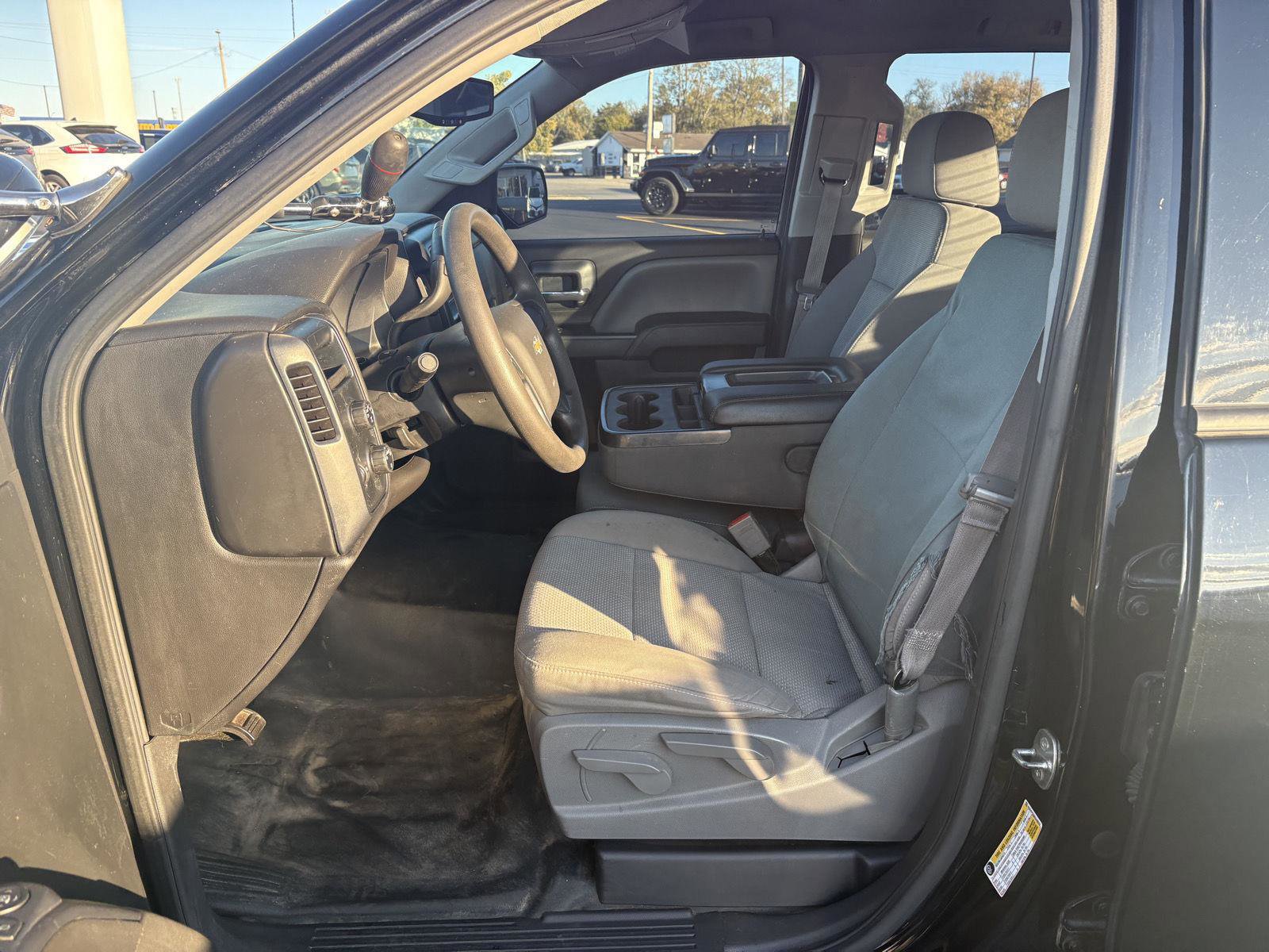 Used 2015 Chevrolet Silverado 1500 W/T w/ Special Service Package image 4