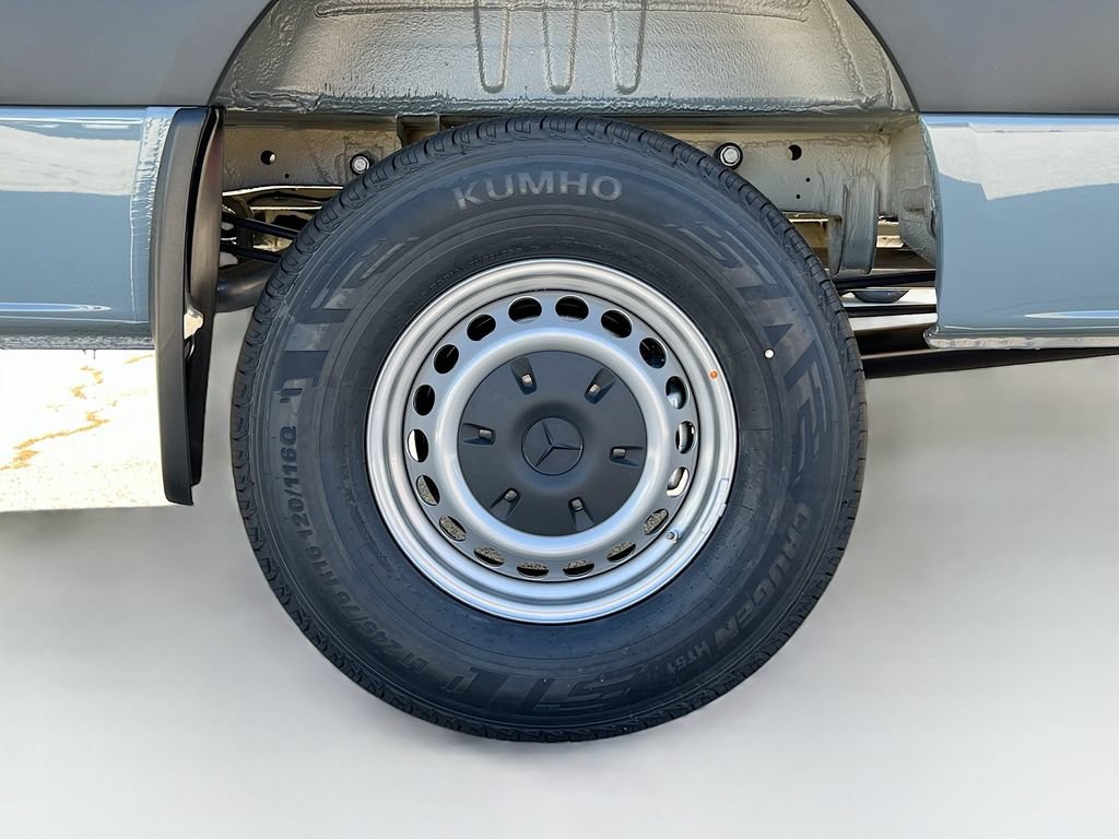 New 2026 Mercedes-Benz Sprinter 2500 image 32
