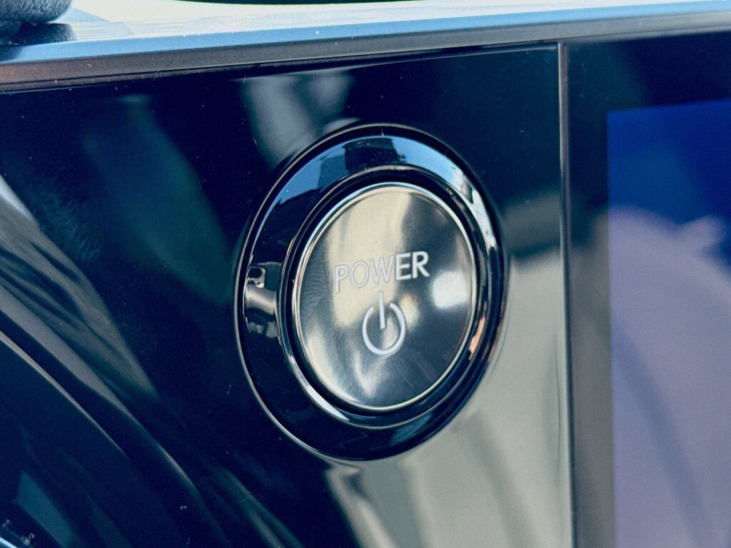 New 2026 Lexus TX 500h AWD image 9