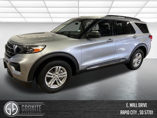 Used 2024 Ford Explorer XLT AWD/4WD image 1