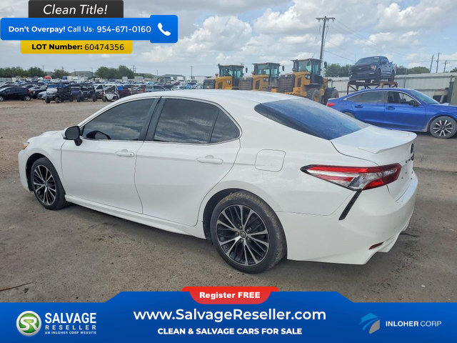 Used 2018 Toyota Camry SE FWD image 3