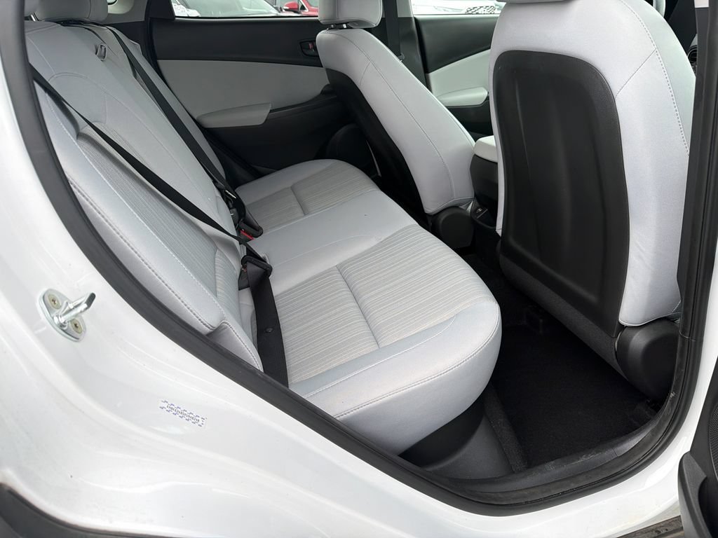 Used 2023 Hyundai Kona SEL FWD image 15