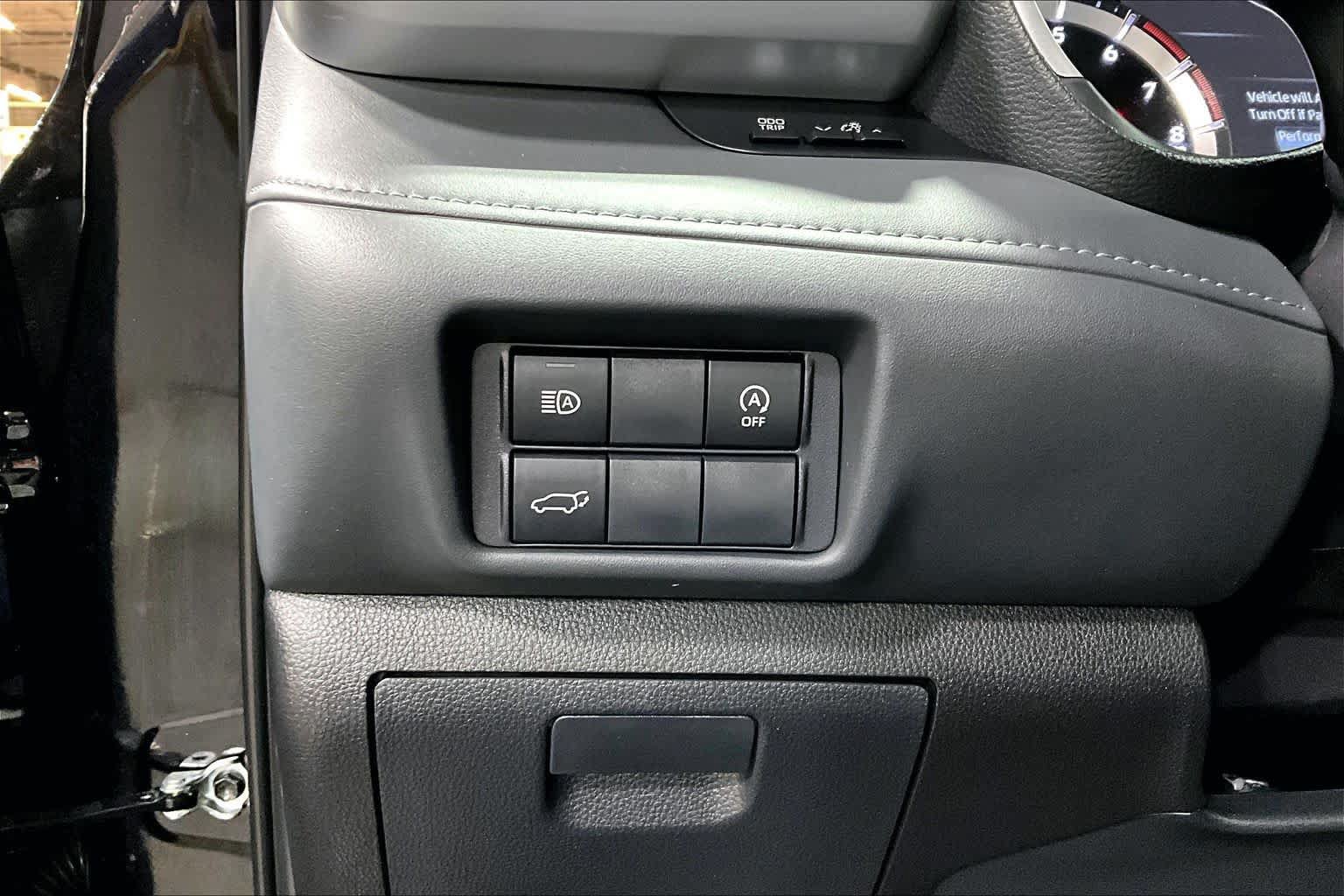 Used 2026 Toyota Highlander XLE AWD/4WD image 35