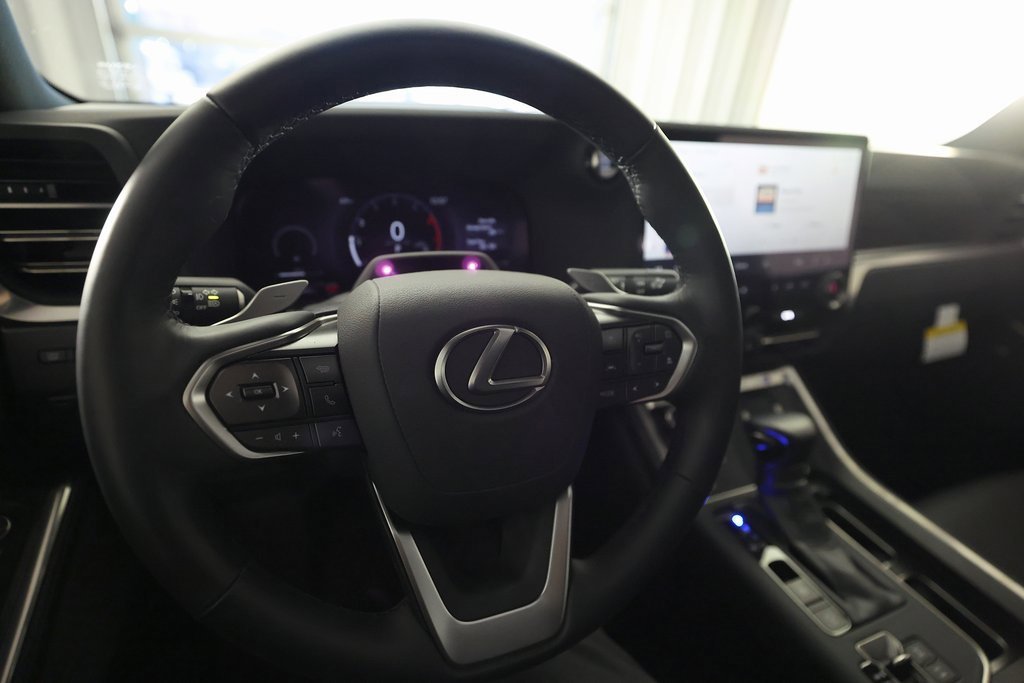 Used 2025 Lexus GX 550 image 21