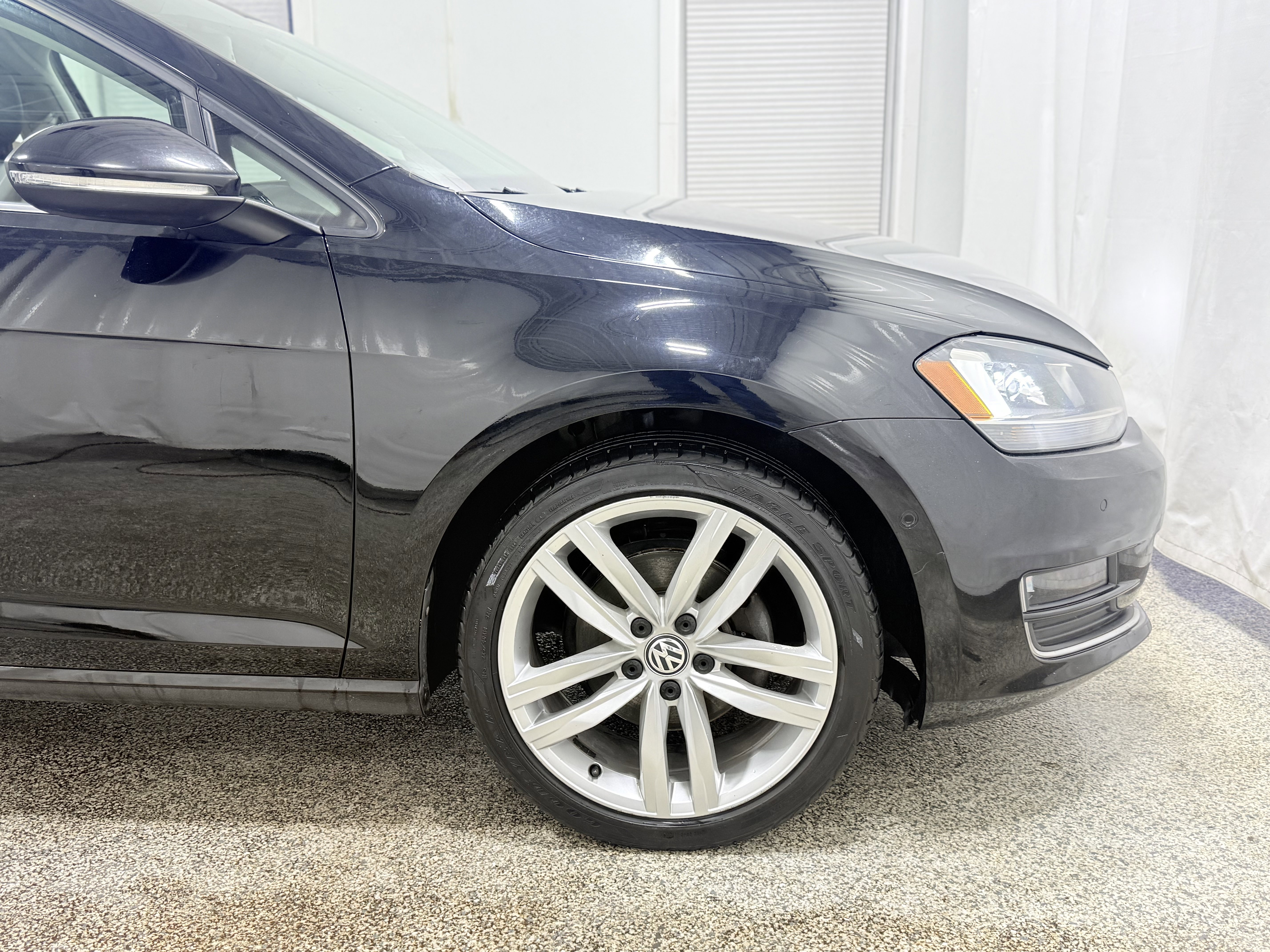 Used 2016 Volkswagen Golf SEL w/ Lighting Package (SEL) image 30