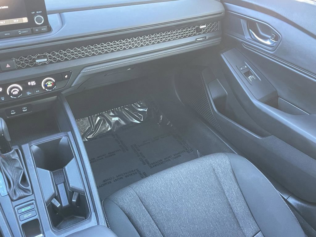 Used 2024 Honda Accord EX image 17